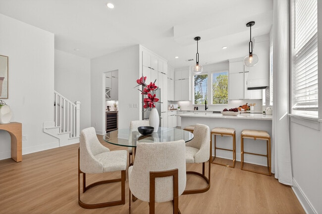 Ballantyne Townhomes at Elm
