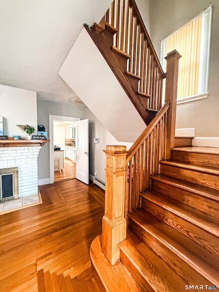 Photo - 38 Grandview Ave