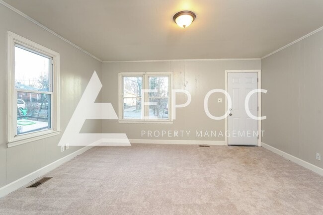 Photo - 2802 Ansonia St