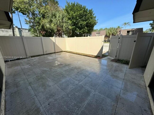 Building Photo - 7409 74th Way Rental