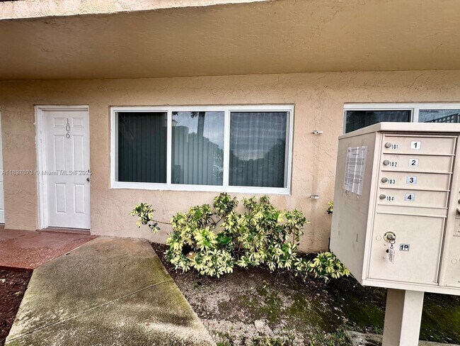 Photo - 510 NW 86th Pl Unidad 12-106