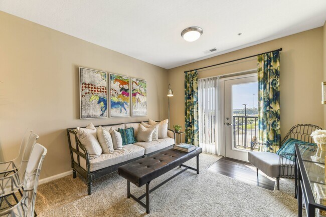 Lincoln Pointe