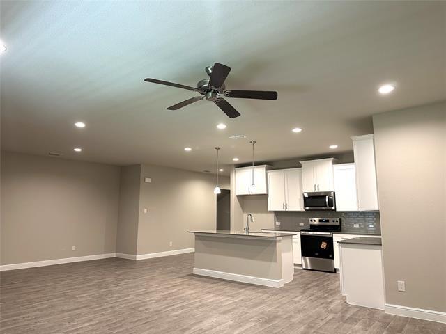 Photo - 211 Tristan St