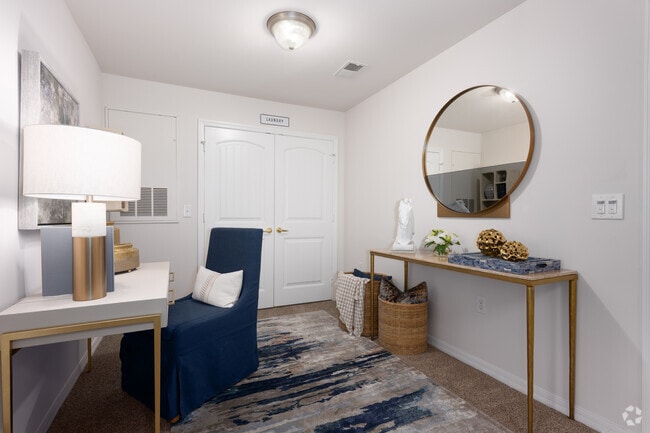 Belmont 2BR, 2BA - 1,096SF - Office