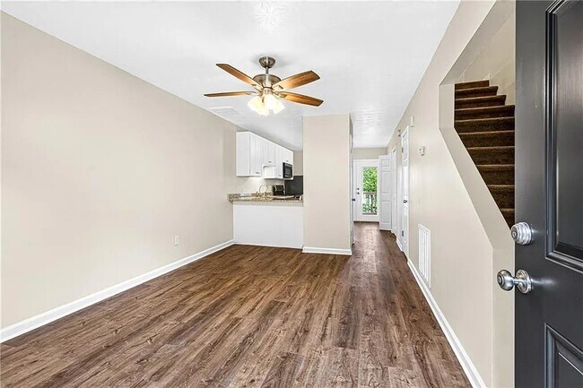 5148 Spring St Unidad B3