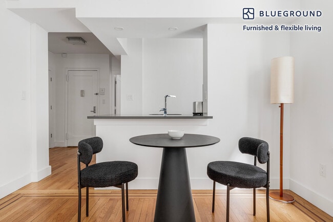 Photo - 10 W 65th St Unidad FL1-ID1849