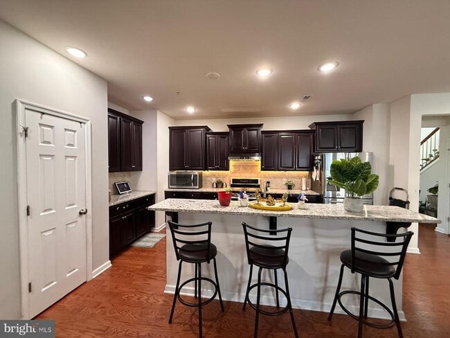 Photo - 728 Sun Valley Ct