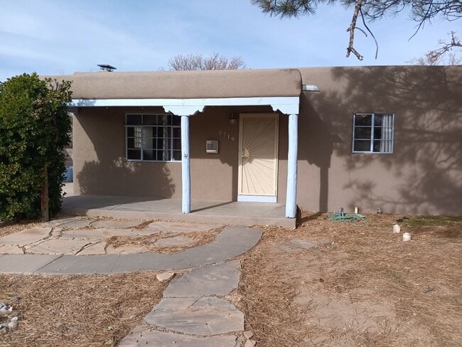 Photo - Charming 3-bedroom, 2-bathroom! Showings available NOW! New appliances! SPECIAL!!