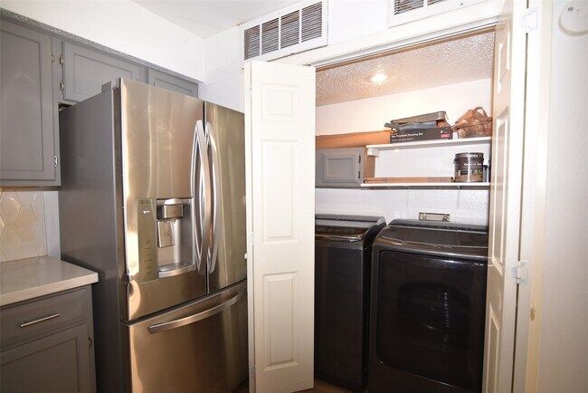 Photo - 10555 Turtlewood Ct Unit True