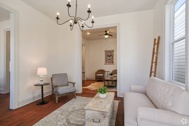 Building Photo - 2213 Louisiana Ave Unit ID1225792P Rental