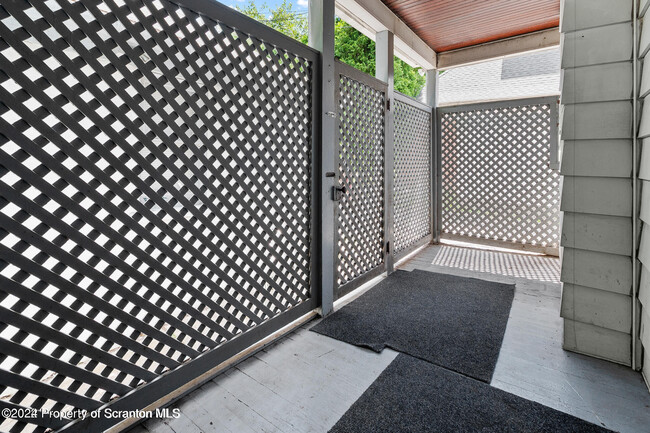 Photo - 1015 E Gibson St