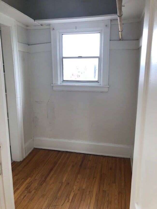 Photo - 8th Street Apartments