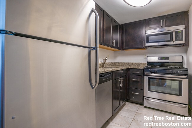 Building Photo - 175 Freeman St Unit 803 Rental