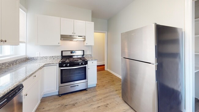 Photo - 108 Boston St Unidad 2