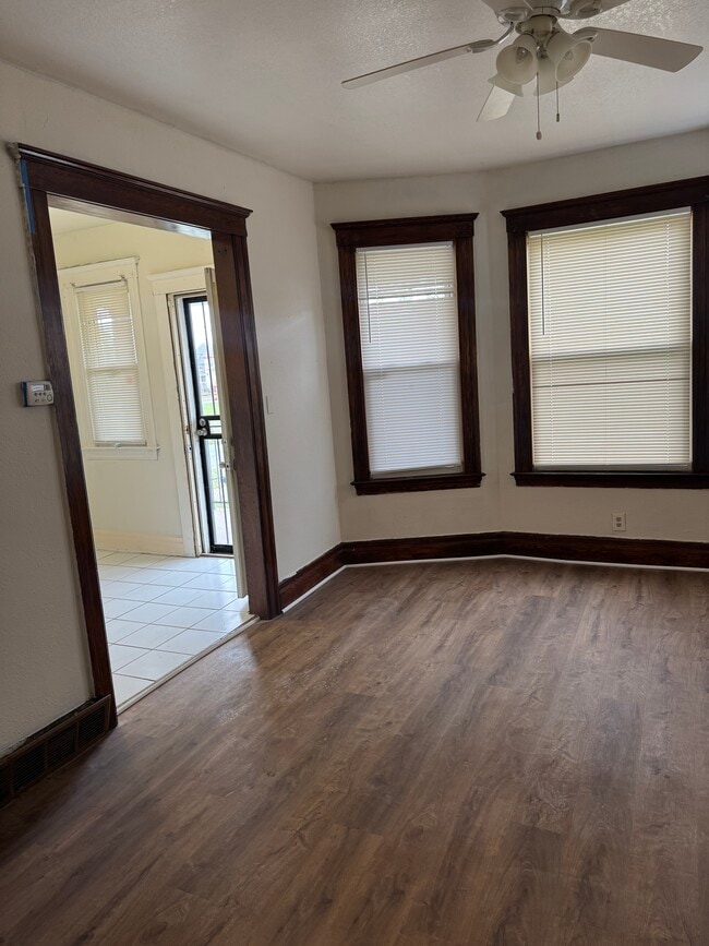 Photo - 295 Marston St