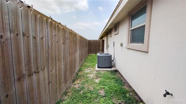 Photo - 12 Cathedral Hl Unit 3