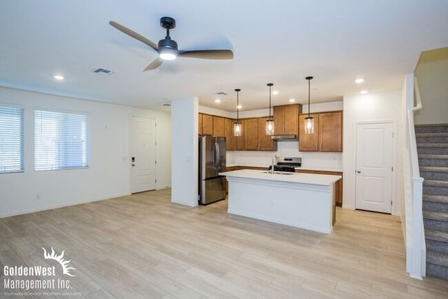 Photo - Newly built 3Bdm 2.5Ba Townhome in Summerlin!
