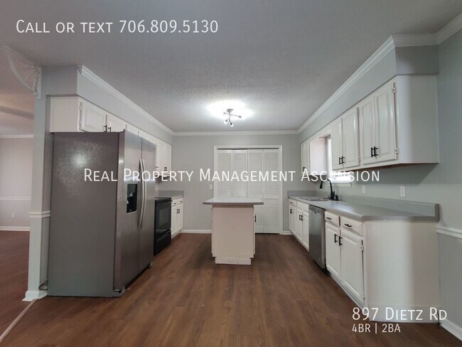 Photo - 897 Dietz Rd