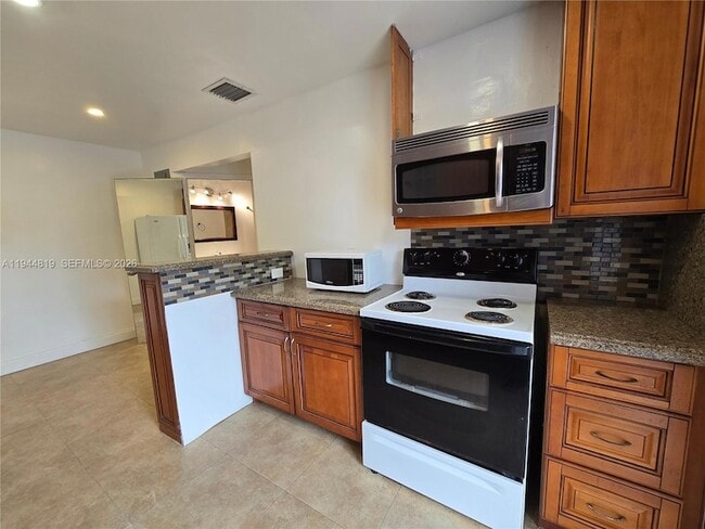 Photo - 2957 SW 36th Ct Unit 6