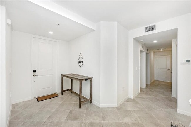 Photo - 17775 Boracay Ct Unidad 102