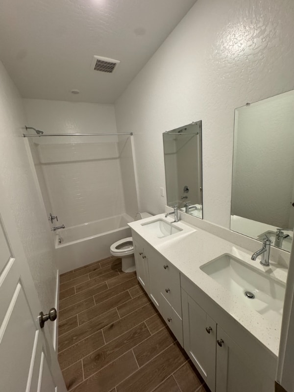 Photo - 1137 Granite Dr