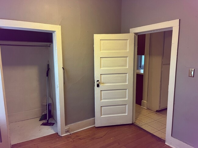 Photo - 3260A N Newhall St