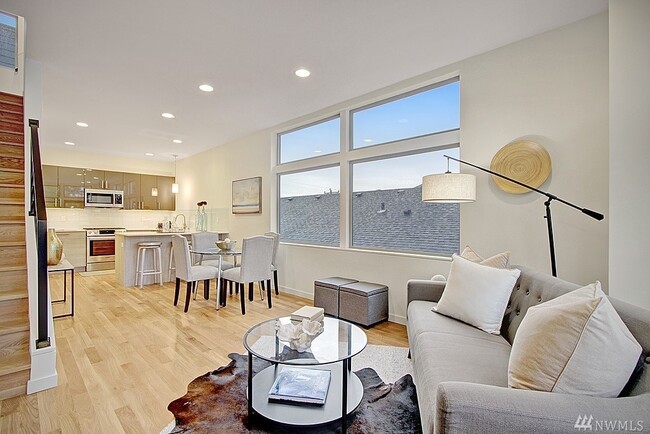 Building Photo - 4128 36th Ave SW Unit A