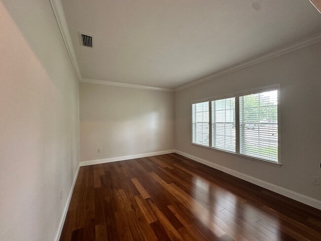 Photo - Spacious 4-Bedroom Gem in Sought-After Brookfield | Over 2,000 Sq Ft + Smart Features