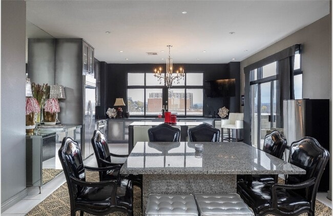 Photo - 401 W Watson St Unit 504