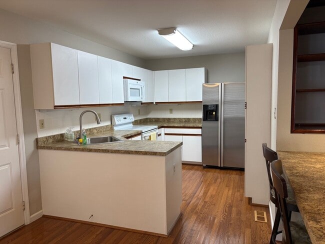 Photo - 1716 Highview Circle Ct