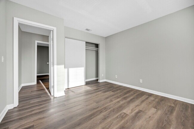 Photo - 109 Menlo Dr Unit 109