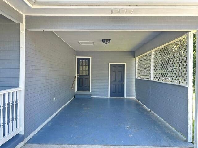 Photo - 3266 Somerset Dr SE