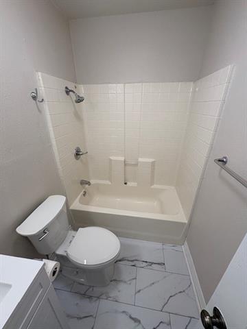 Photo - 428 Stroud St