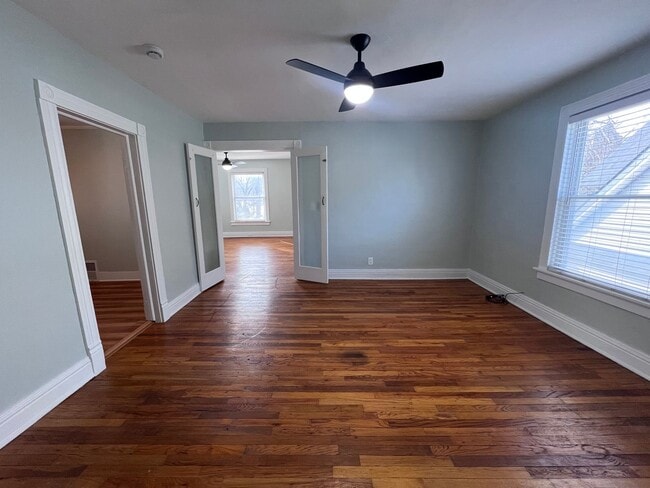 Photo - 1125 Lake Dr SE