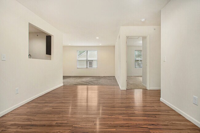 Photo - 2621 Redwood Ave