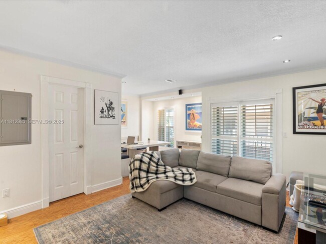 Photo - 3097 Bird Ave Unit 3097