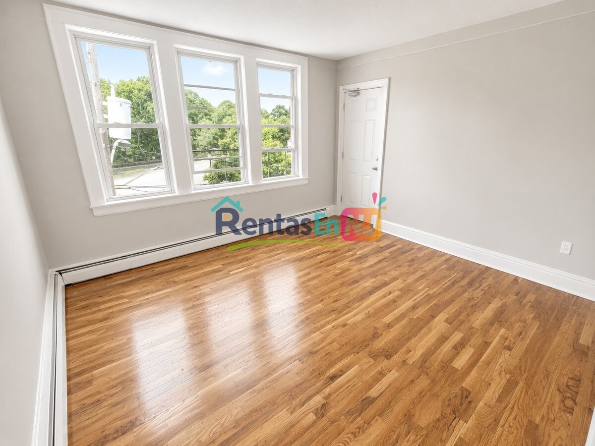 Photo - 110-112-112 Eastern Pkwy Unidad 3R