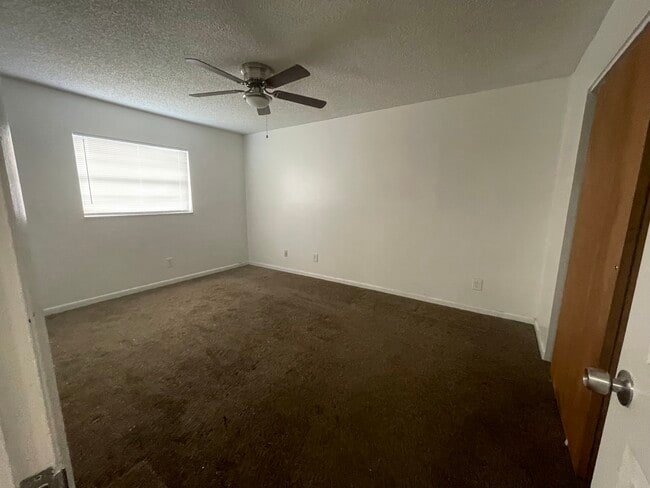 Photo - 6337 SW 20th Ct Unidad #1