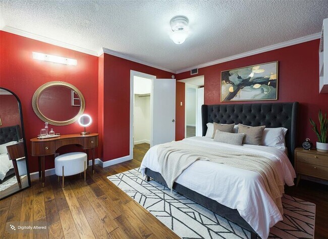 Photo - 803 W 28th St Unit 206