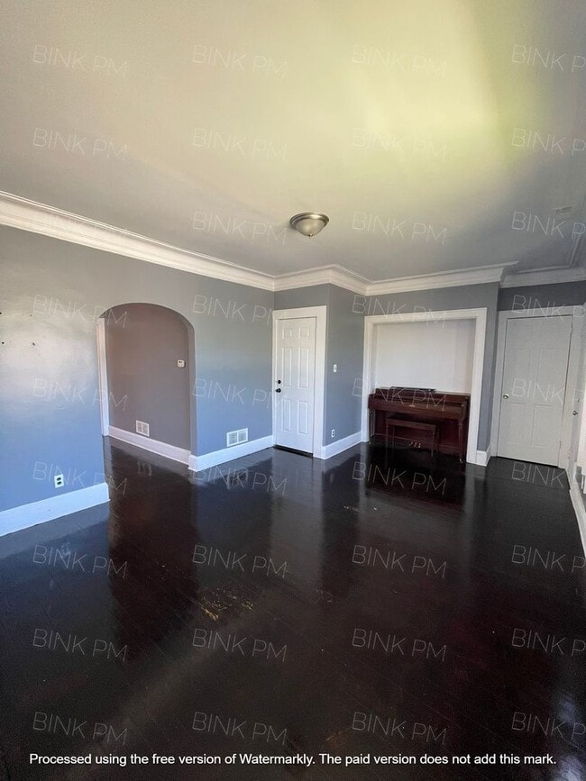 Photo - 2741 Doris St Unit Upper 1