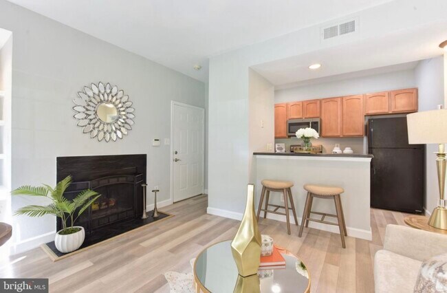 Photo - 12158 Penderview Ln Unidad 1702