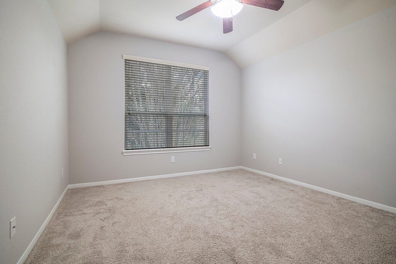 Photo - 210 Black Swan Pl