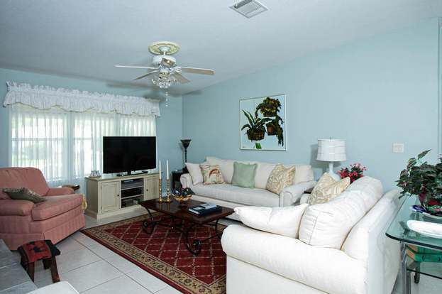 Photo - 917 Evergreen St