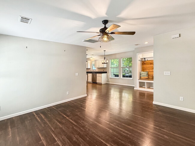 Photo - 21 Pine Forest Dr