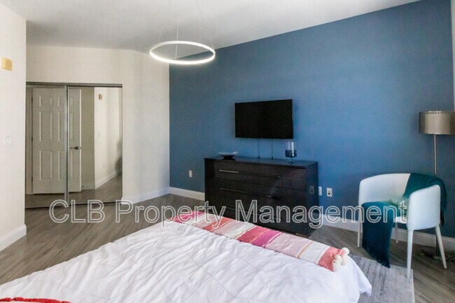 Photo - 241 Riverside Dr Unit 1409