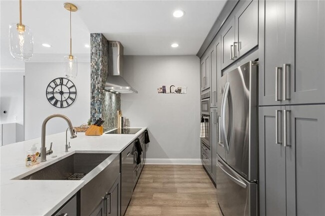 Photo - 901 Abernathy Rd NE Unit 4300