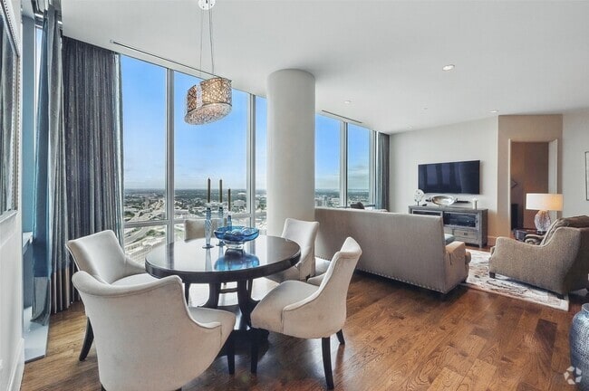Building Photo - 1301 Throckmorton St Unit 2805 Rental