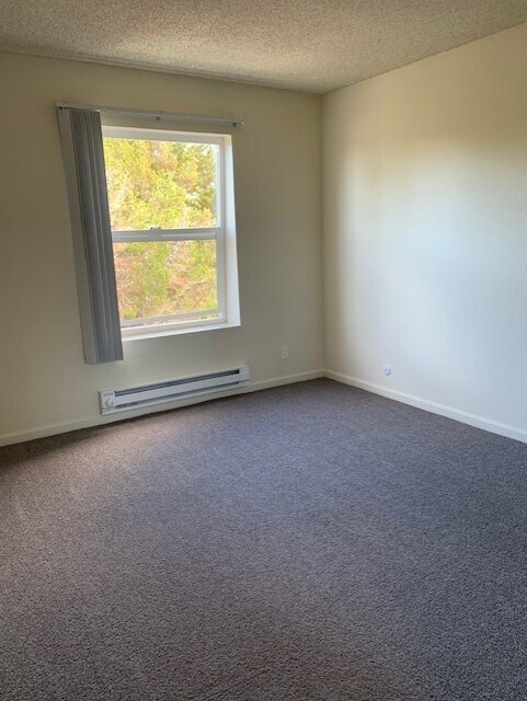 Skycrest Apartments
