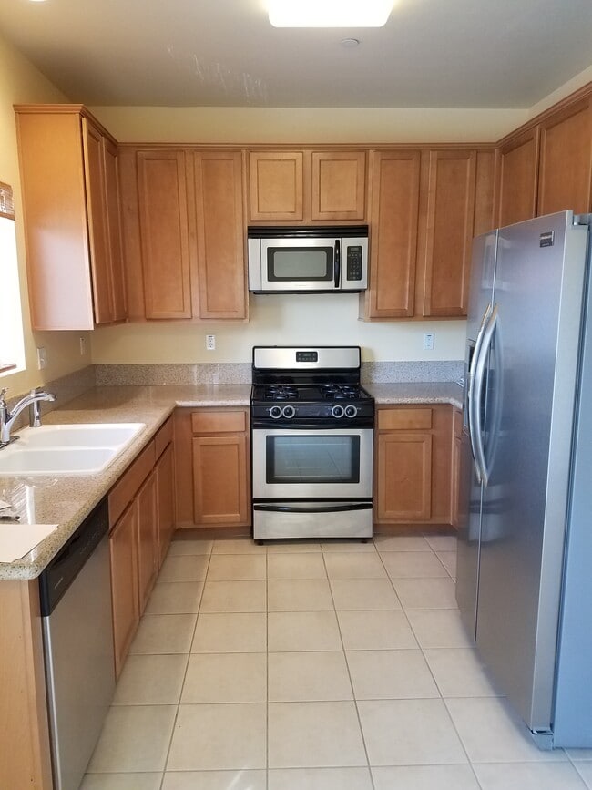 Photo - 6601 Woodley Ave Unidad 6