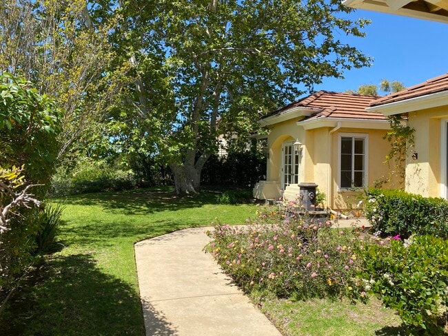 Photo - 1922 Golden Sky Cir